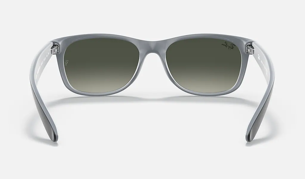 A49 RAY-BAN NEW WAYFARER RB2132 630971 58 MATTE BLACK  ON OPAL ICE / LIGHT GRAY GRADIENT DARK GRAY