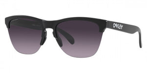 O14 OAKLEY FROGSKINS LITE OO9374 937449 63 MATTE BLACK / PRIZM GRAY GRADIENT