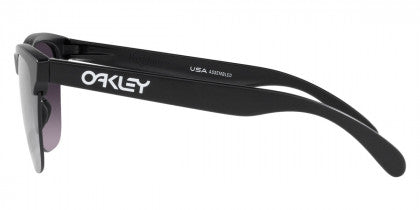 O14 OAKLEY FROGSKINS LITE OO9374 937449 63 MATTE BLACK / PRIZM GRAY GRADIENT